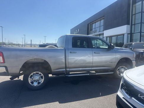 Used 2019 RAM 2500 Big Horn image 9