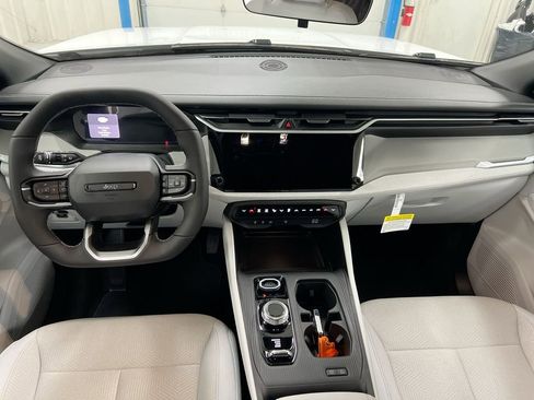 New 2026 Jeep Cherokee Laredo AWD/4WD image 10