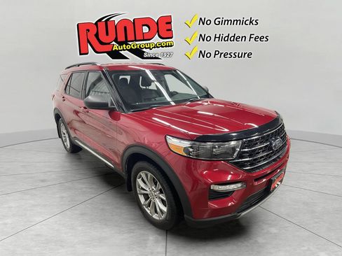Used 2021 Ford Explorer XLT w/ Equipment Group 202A AWD/4WD image 7