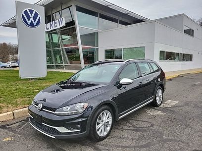 Used 2018 Volkswagen Golf Alltrack SE