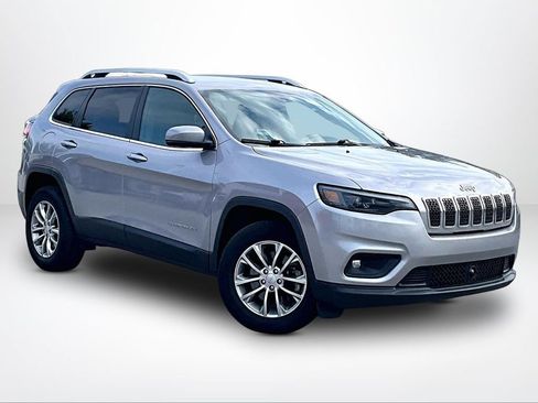 Used 2021 Jeep Cherokee Latitude Plus AWD/4WD image 13