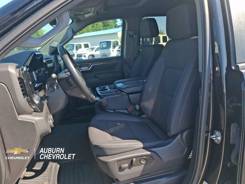 Certified 2025 Chevrolet Silverado 1500 LT AWD/4WD image 15