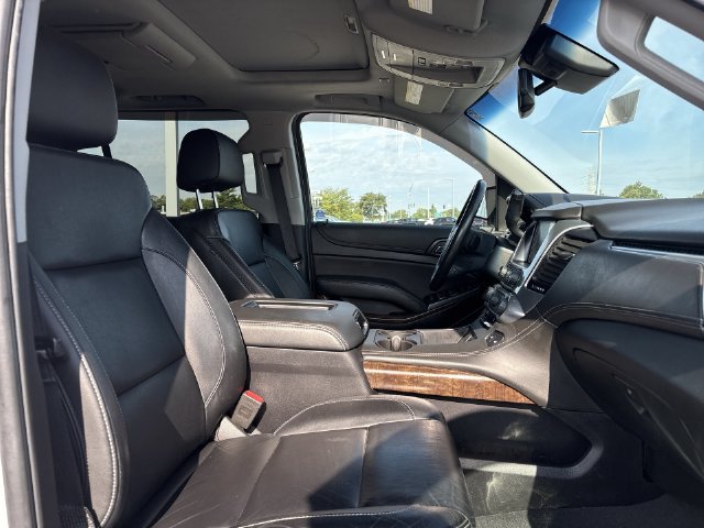 Used 2019 Chevrolet Suburban LT AWD/4WD image 24
