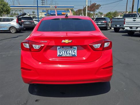 Certified 2019 Chevrolet Cruze LS w/ LS Convenience Package FWD image 28