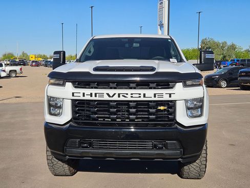 Used 2023 Chevrolet Silverado 2500 Custom w/ Custom Convenience Package image 8