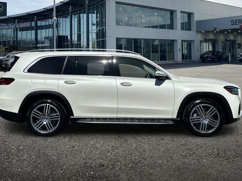Certified 2024 Mercedes-Benz GLS 450 4MATIC image 3
