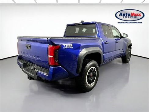 Used 2024 Toyota Tacoma TRD Off-Road image 2