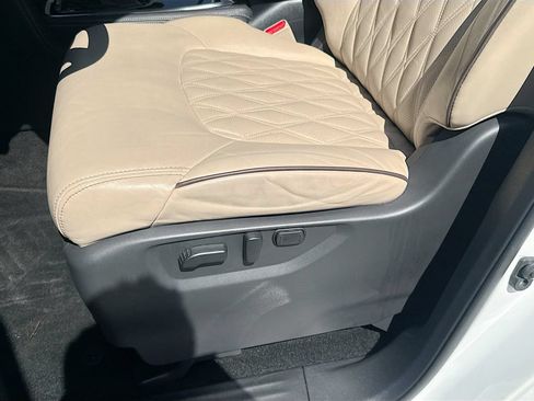 Used 2023 Nissan Armada Platinum w/ Captain's Chairs Package RWD image 21