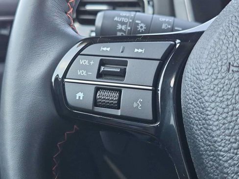 Certified 2025 Honda Pilot TrailSport image 25