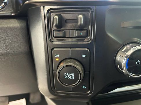 Used 2026 Ford F350 Lariat AWD/4WD image 54
