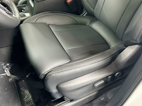 New 2026 Subaru Ascent Limited AWD/4WD image 18