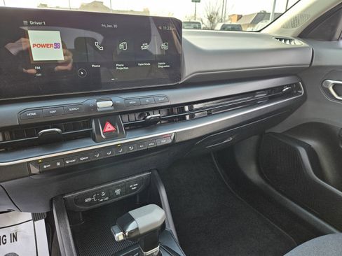 Used 2025 Kia K4 LXS image 20