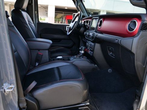 Used 2021 Jeep Gladiator Rubicon AWD/4WD image 44
