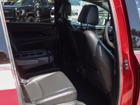 Used 2023 Honda Odyssey Sport image 42