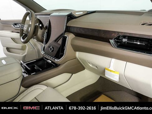 New 2026 GMC Yukon Denali image 25