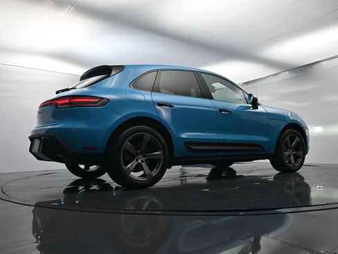 Used 2023 Porsche Macan image 52