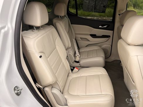 Used 2023 GMC Acadia Denali w/ Denali Ultimate Package image 29