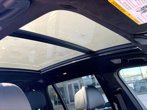 Certified 2026 BMW X7 M60i image 13