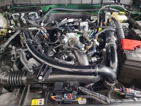 Used 2022 Ford Bronco Badlands image 18