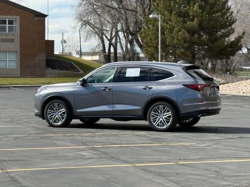 Used 2022 Acura MDX SH-AWD w/ Advance Package image 7