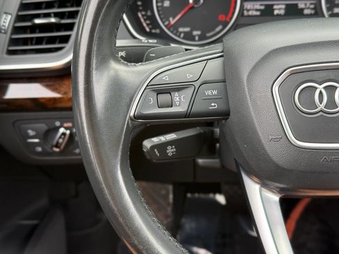 Used 2018 Audi Q5 2.0T Premium w/ Convenience Package AWD/4WD image 20