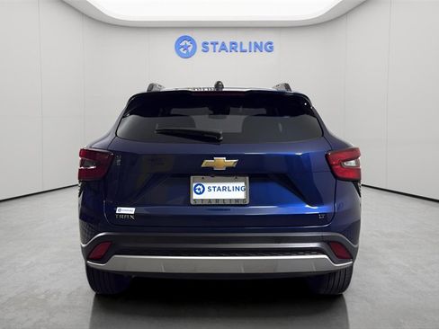 Certified 2024 Chevrolet Trax LT w/ Sunroof Package image 7