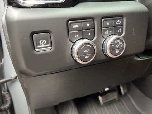 Used 2024 GMC Sierra 1500 Denali Ultimate image 37