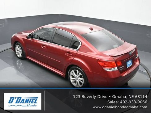 Used 2013 Subaru Legacy 2.5i Limited AWD/4WD image 15