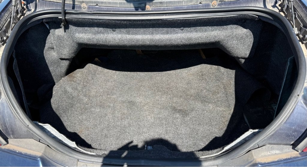 Used 2005 Chrysler Sebring Touring FWD image 13
