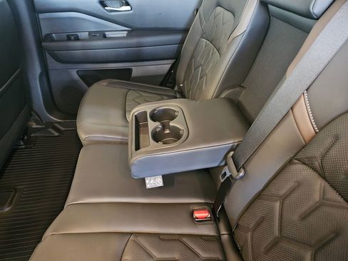 New 2026 Nissan Pathfinder Platinum w/ Cargo Package image 29