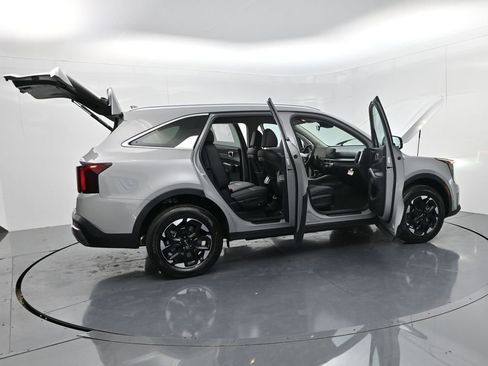 Certified 2026 Kia Sorento S AWD/4WD image 53