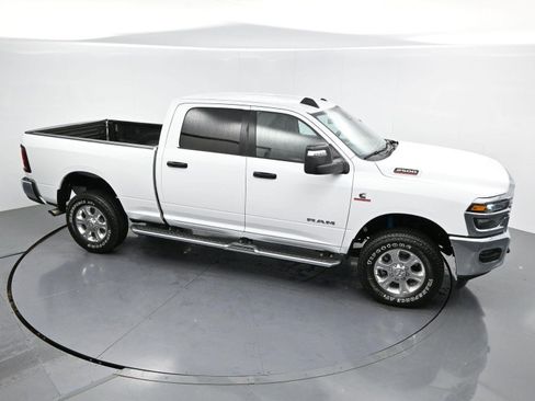 Used 2025 RAM 2500 Big Horn AWD/4WD image 38
