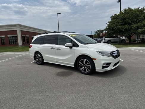 Used 2019 Honda Odyssey Elite image 6