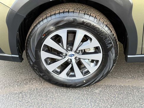 Certified 2025 Subaru Outback Premium w/ Popular Package #1A image 10