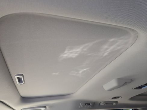 New 2026 Kia Carnival SX image 24