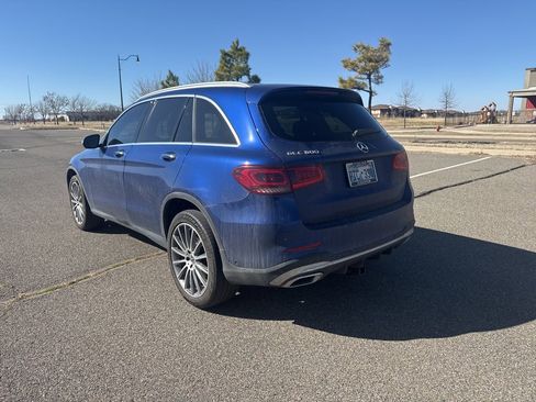 Used 2021 Mercedes-Benz GLC 300 image 4