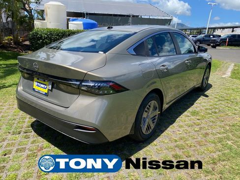 New 2026 Nissan Sentra SV FWD image 7