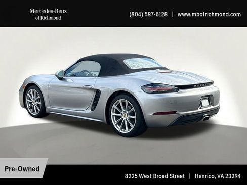 Used 2019 Porsche 718 Boxster RWD image 11