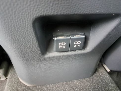 Certified 2020 Toyota RAV4 XLE image 9