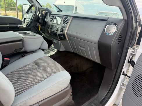 Used 2014 Ford F250 XLT w/ FX4 Off-Road Package AWD/4WD image 15
