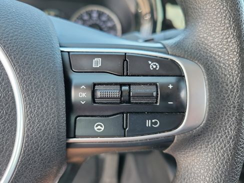 Used 2022 Kia K5 LXS FWD image 15