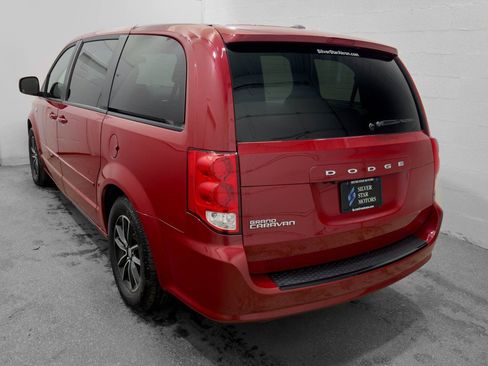 Used 2014 Dodge Grand Caravan SXT image 6