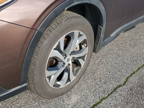 Used 2020 Subaru Outback Limited w/ Popular Package #2 image 6