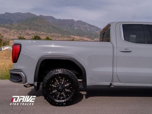 Used 2024 GMC Sierra 1500 SLE image 12