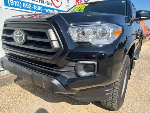 Used 2020 Toyota Tacoma SR AWD/4WD image 10
