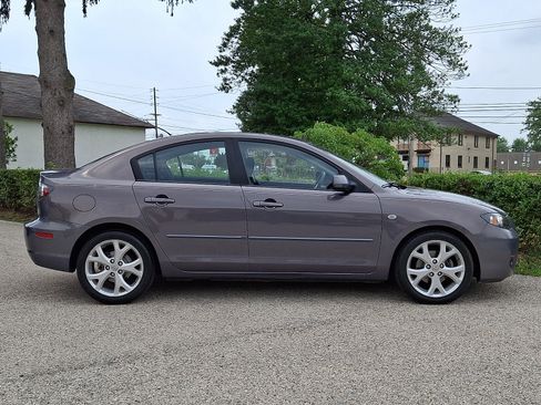 Used 2009 MAZDA MAZDA3 i Touring Value FWD image 4