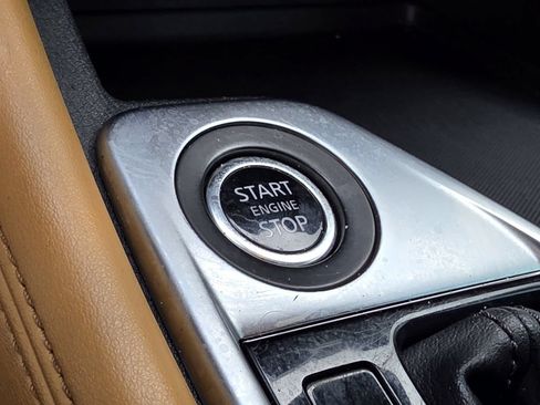 Used 2021 Nissan Sentra SV w/ SV Premium Package FWD image 22