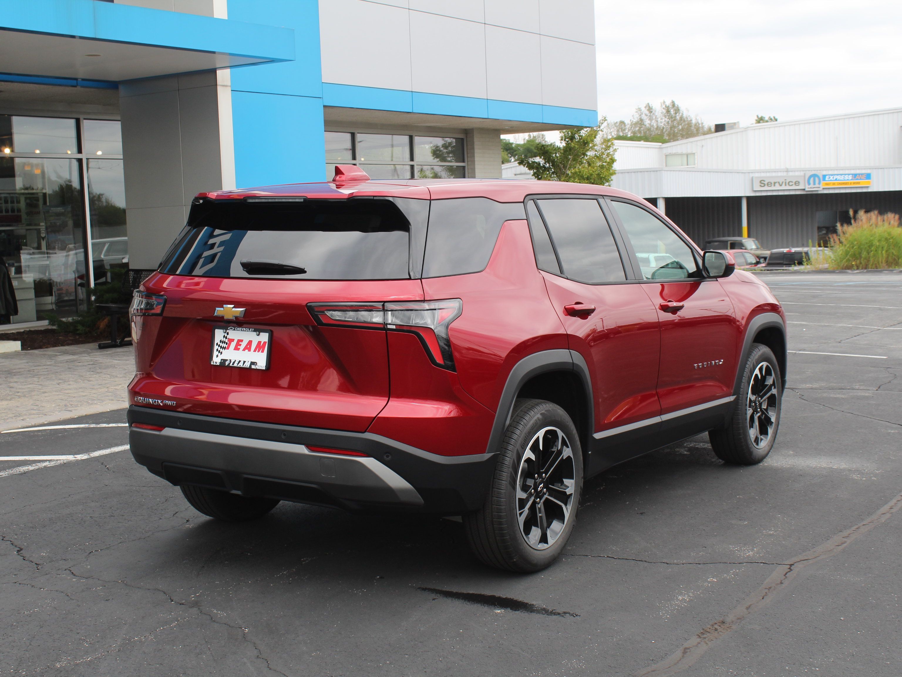 New 2027 Chevrolet Equinox LT AWD/4WD image 6