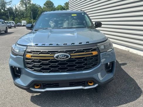 New 2026 Ford Explorer Tremor w/ Tremor Convenience Package AWD/4WD image 8