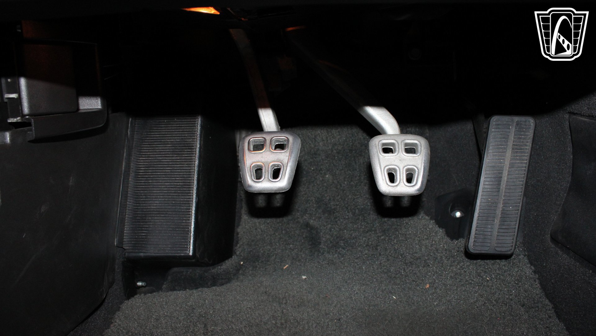 Used 2013 Chevrolet Corvette Z06 w/ 3LZ Preferred Equipment Group RWD image 39